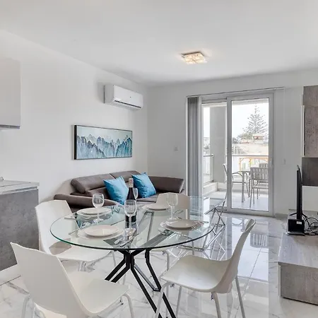 Deluxe In St Julians Apartment *