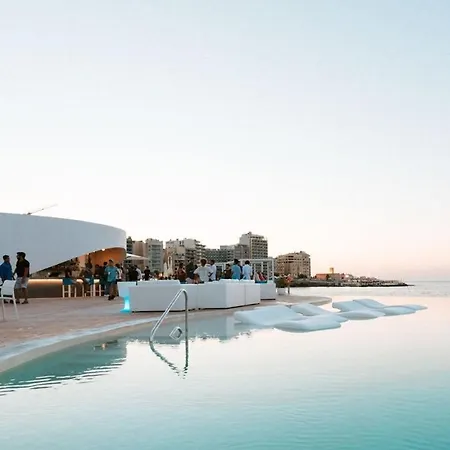 아파트 Deluxe In St Julians